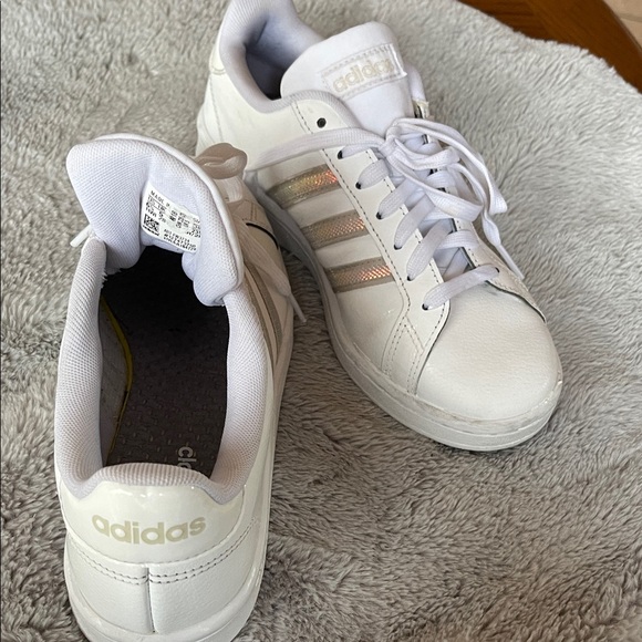 Adidas White Sneakers with Metallic Stripes - Picture 9 of 9